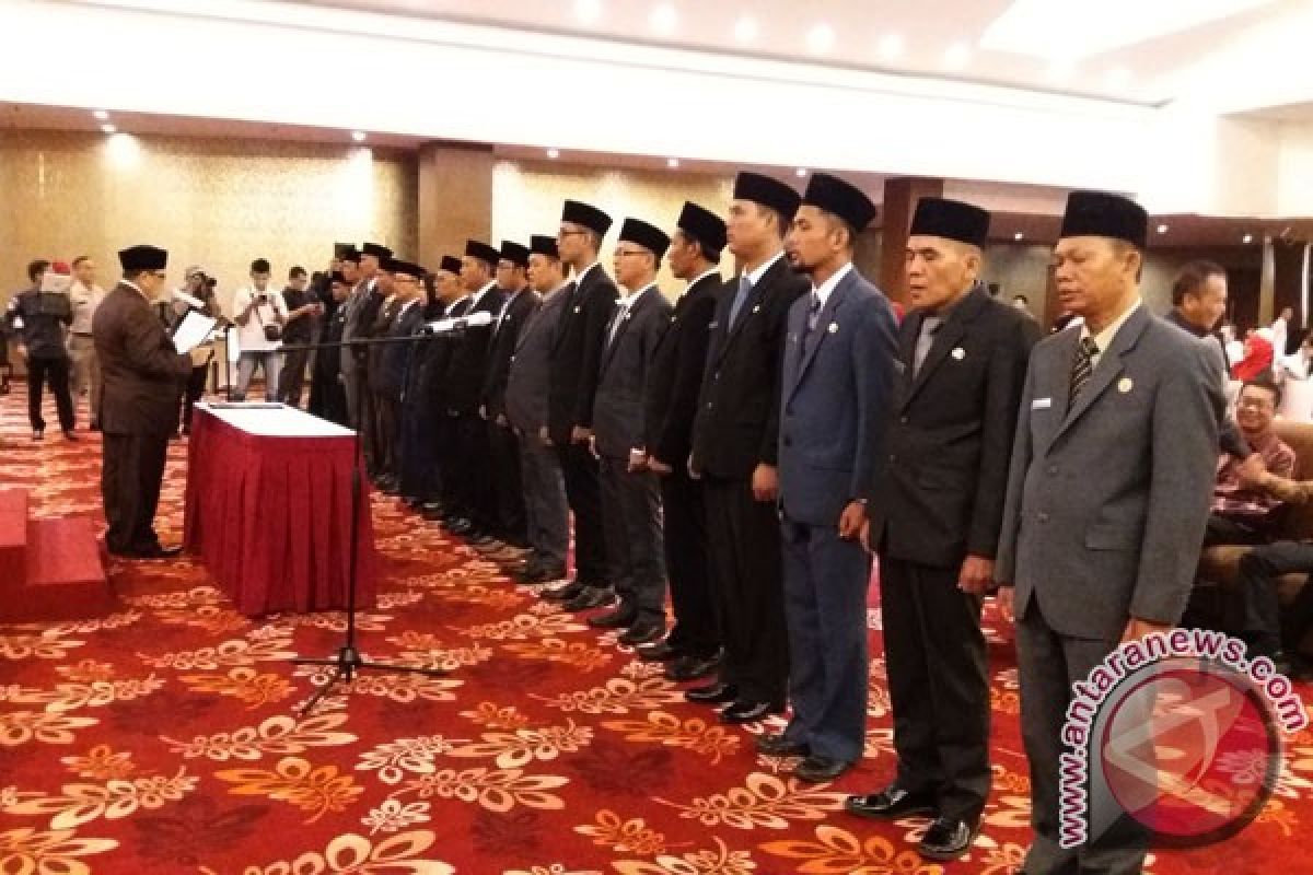 17 kepala sekretariat Panwas Kabupaten/Kota Sumsel dilantik