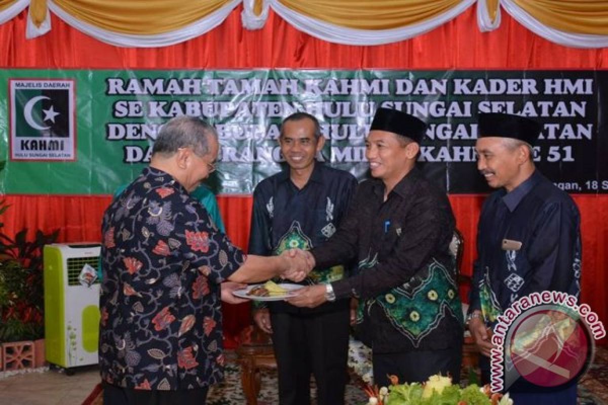 KAHMI HSS Gelar Ramah Tamah dan Aksi Sosial