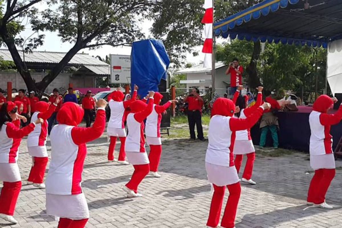 Puluhan Lansia Mukomuko Ikuti Senam Jantung Sehat