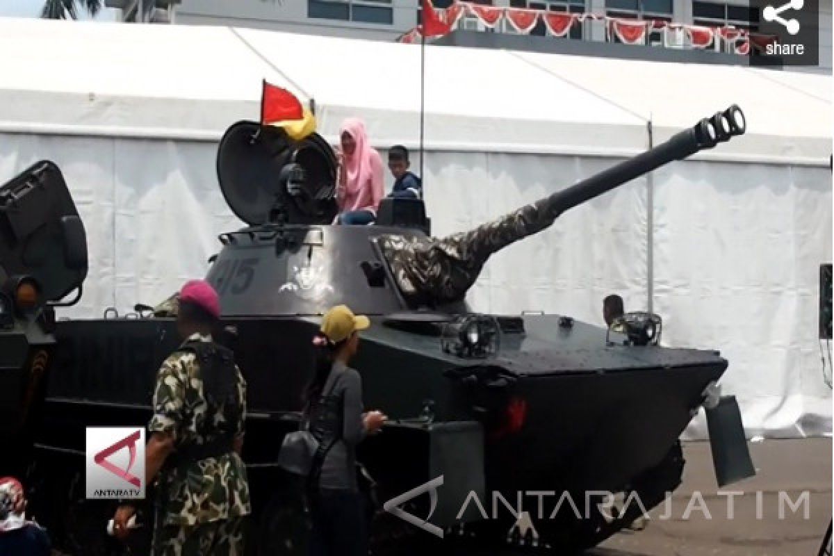 (Video) TNI Andalkan Alutsista Produksi Dalam Negeri
