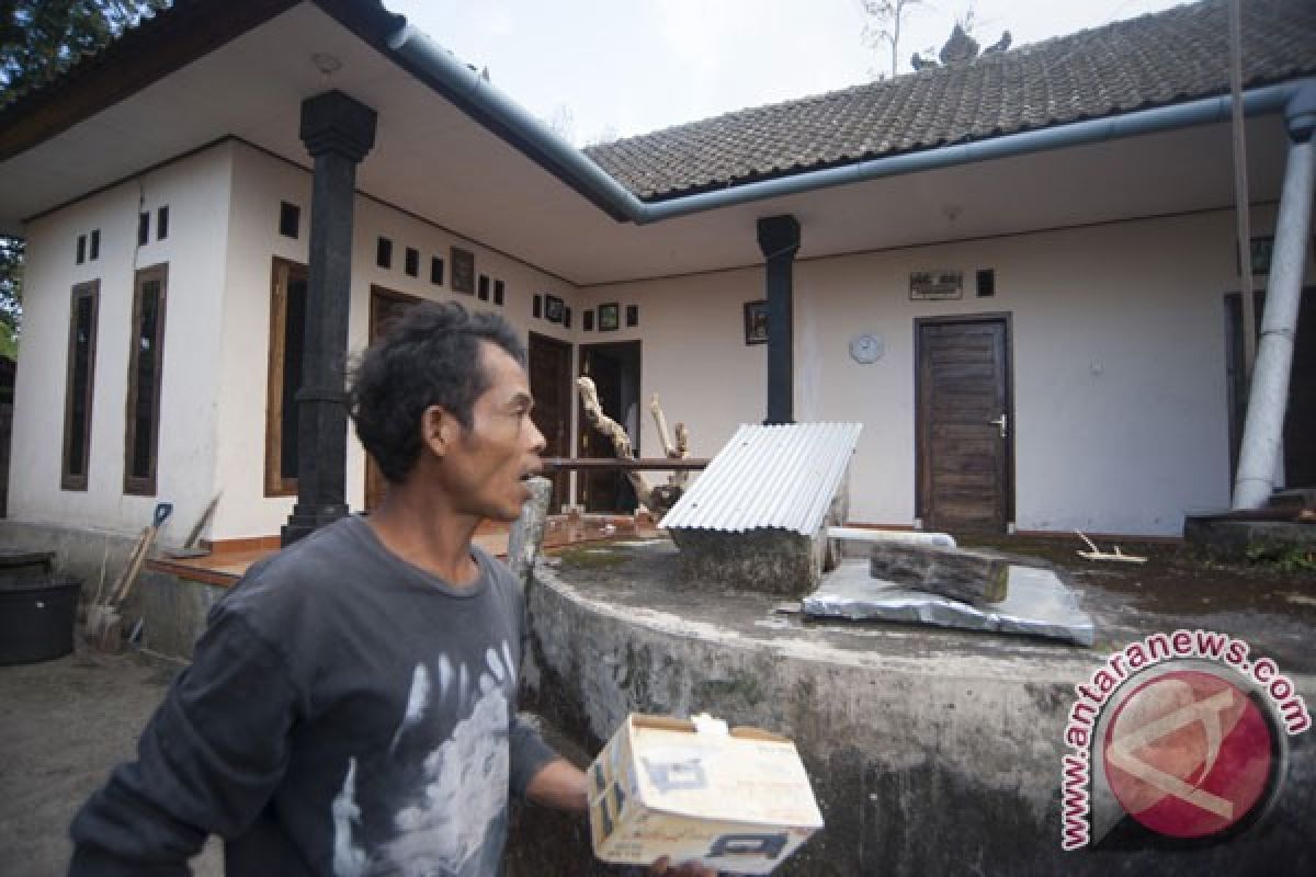 Masyarakat rawan bencana Gunung Agung mulai mengungsi