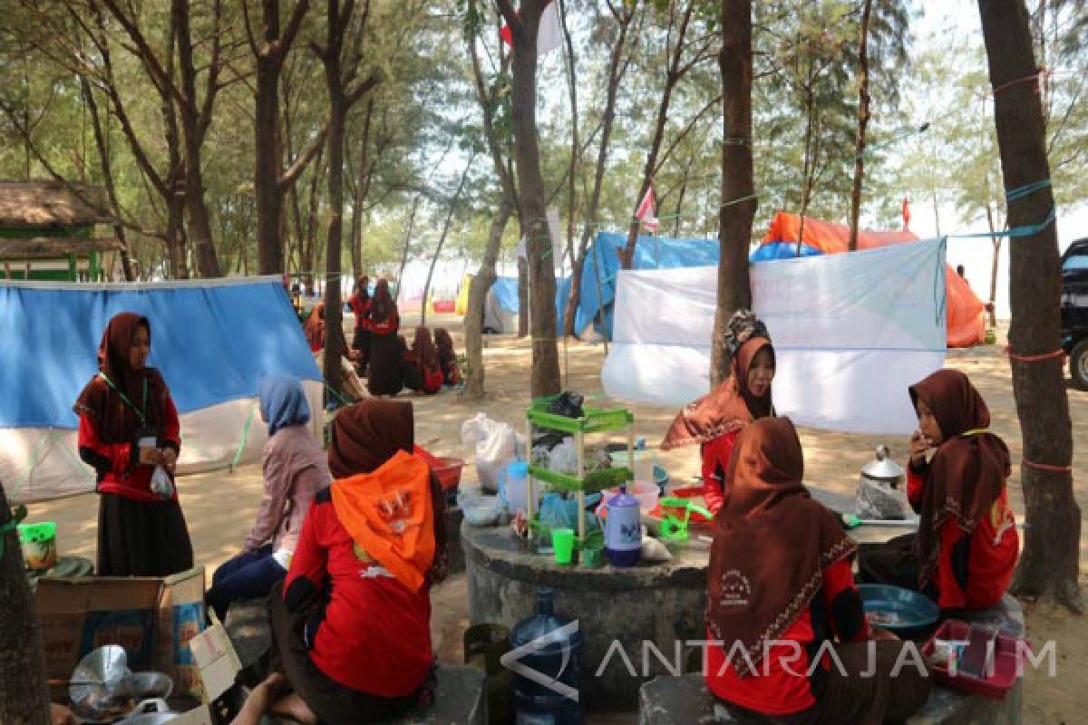 Pengunjung Mangrove Center Tuban 9.000 Wisdom/Bulan (Video)