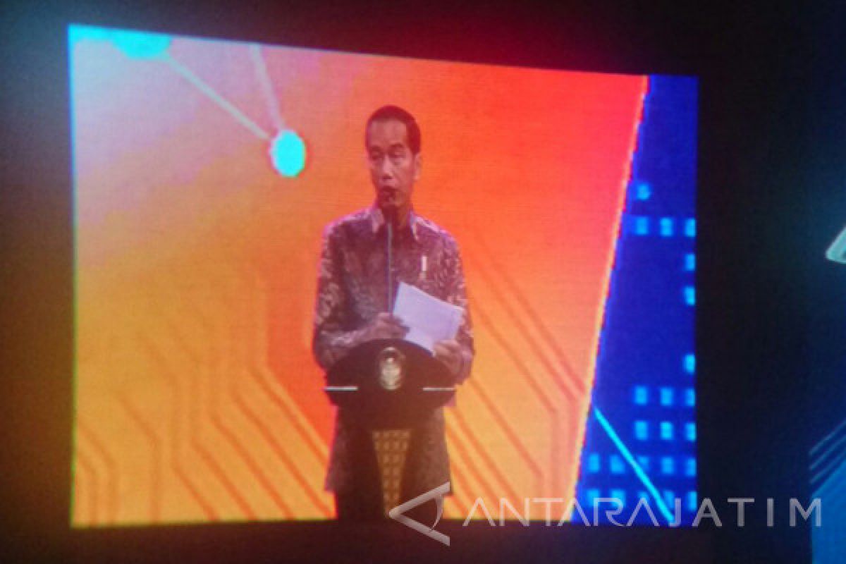 Presiden Jokowi Buka 