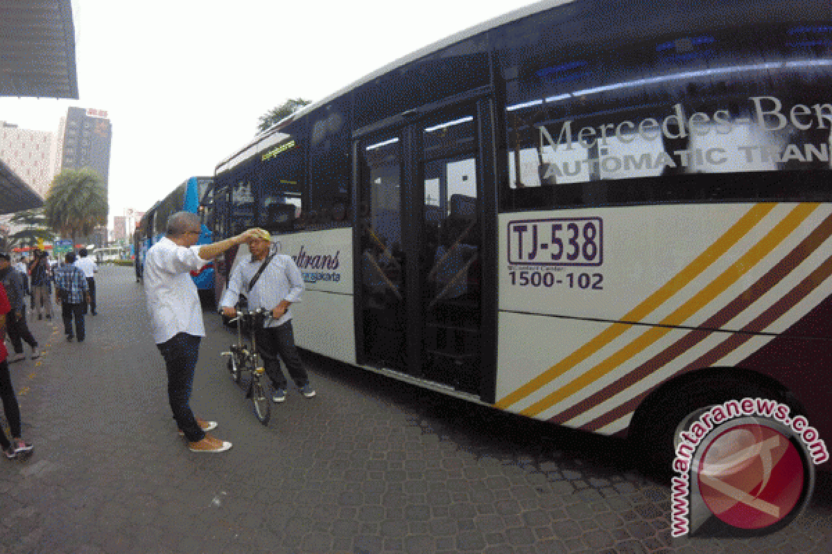 Dishub Bekasi imbau pengendara pribadi manfaatkan bus