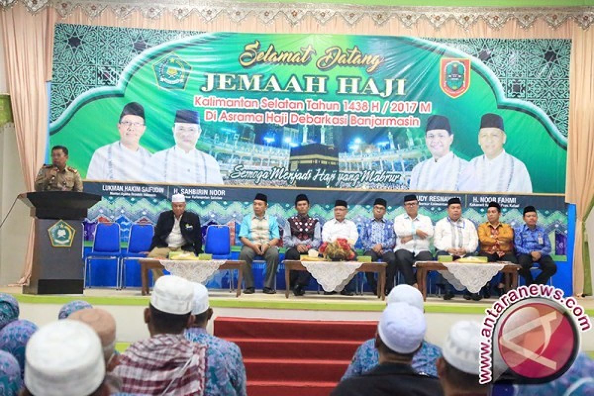 Kedatangan Jamaah Haji Tala Dibagi Dua Kloter