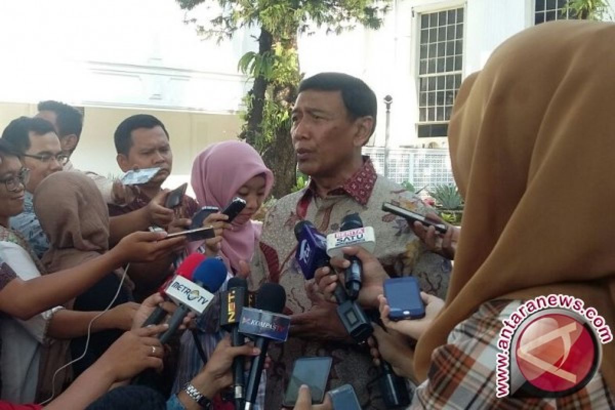 Menko Polhukam lapor presiden terkait keamanan siber