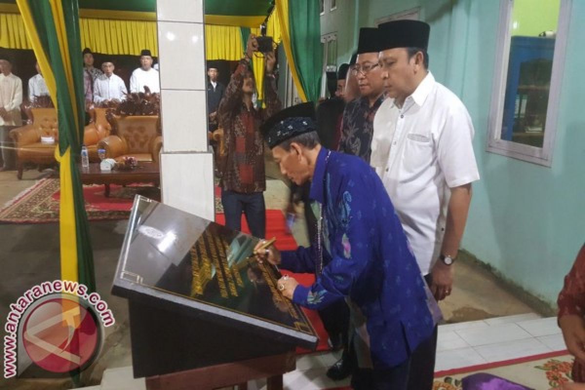 Pengasuh Ponpes Kedunglo Apresiasi Pemutaran Film G30S/PKI