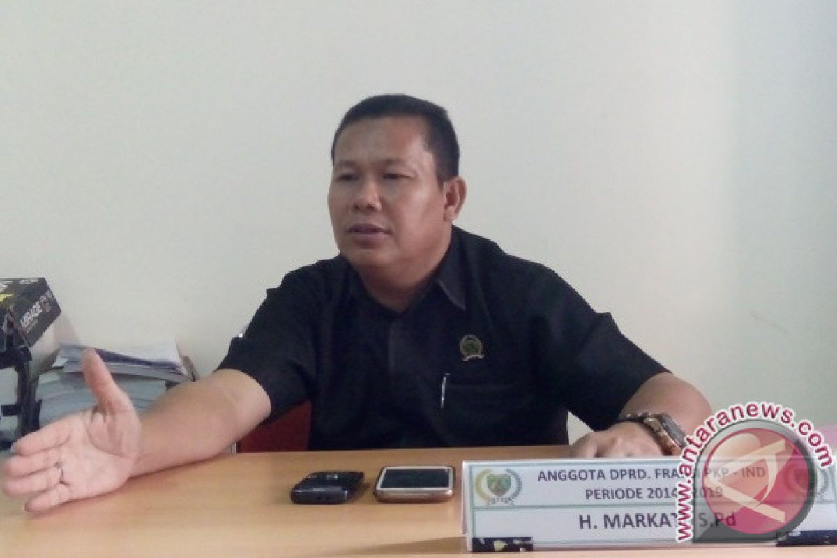 Pemkab Bartim diminta segera selesaikan permasalahan Pasar Temenggung Jaya Karti