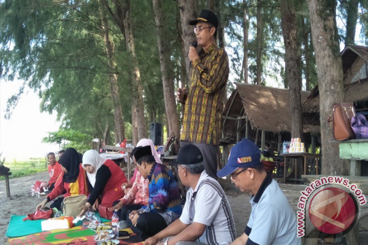 Sumbar Butuh 3.500 PNS Guru Pendidikan Agama Islam