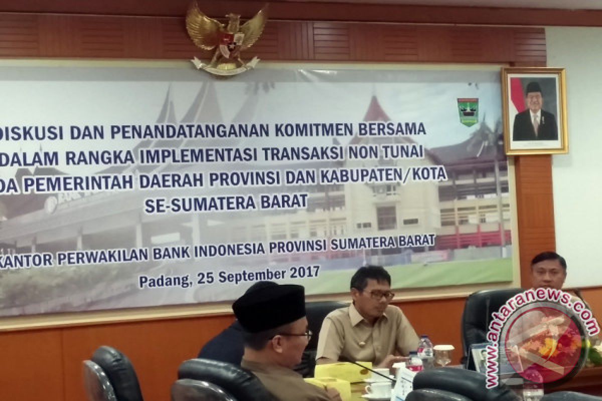 1 Januari 2018, Pembayaran Bersumber APBD di Sumbar Nontunai