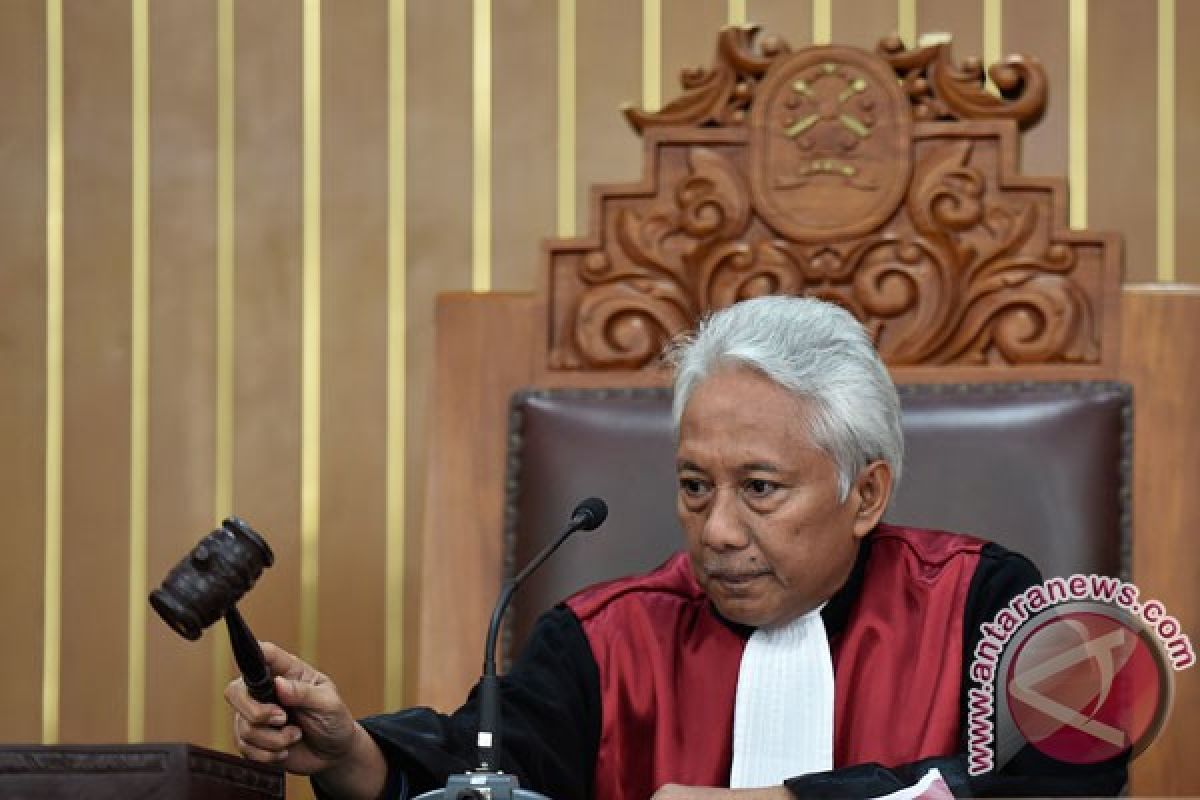 Kuasa hukum Novanto akan hadirkan empat ahli