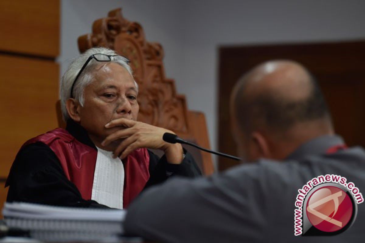 Hakim Diharapkan Berpikir Jernih Putuskan Praperadilan Novanto