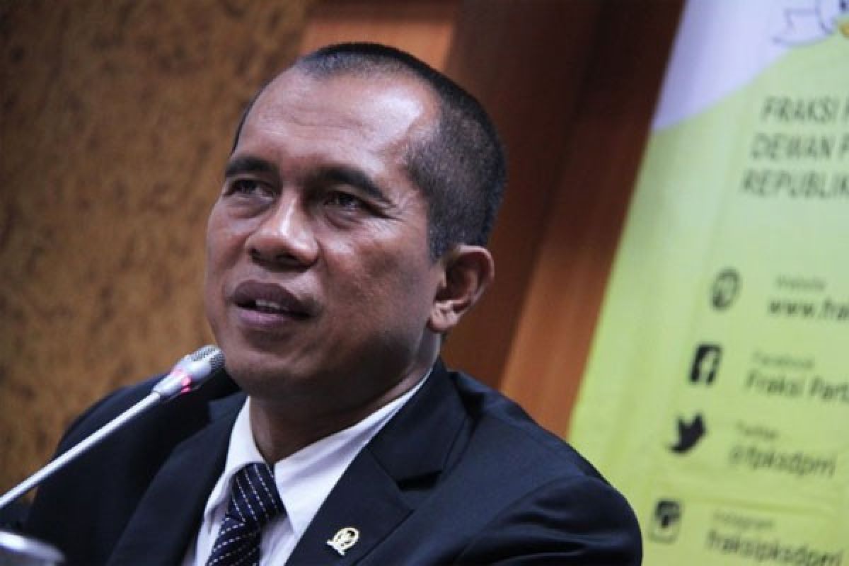 DPR pernah dorong BIN beli senjata