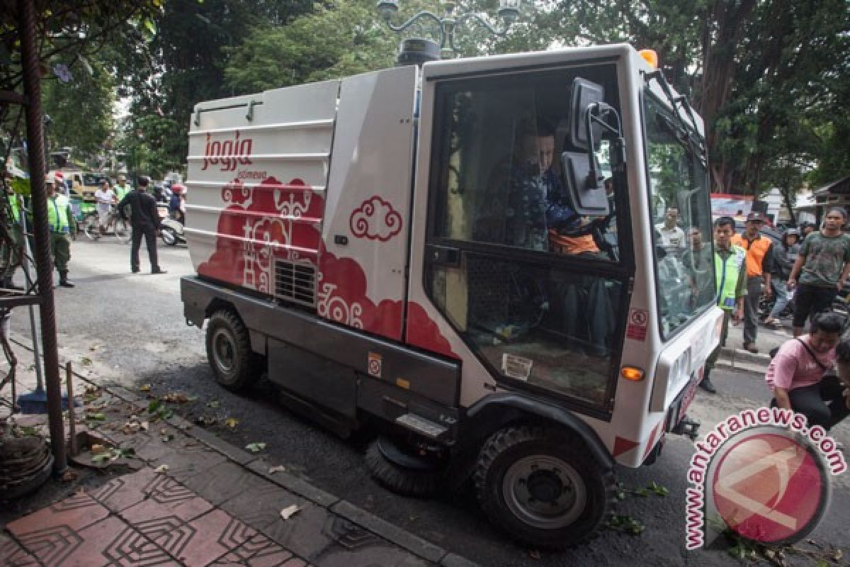 Kerja bakti bersihkan Malioboro,  setiap Selasa Wage tak ada PKL