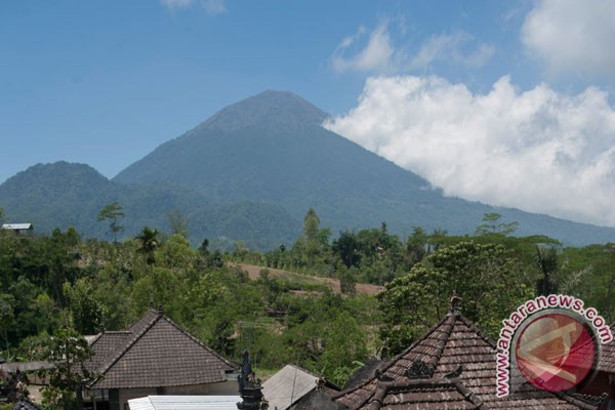 Kodam Udayana siagakan 16 ribu personel cadangan antisipasi Gunung Agung