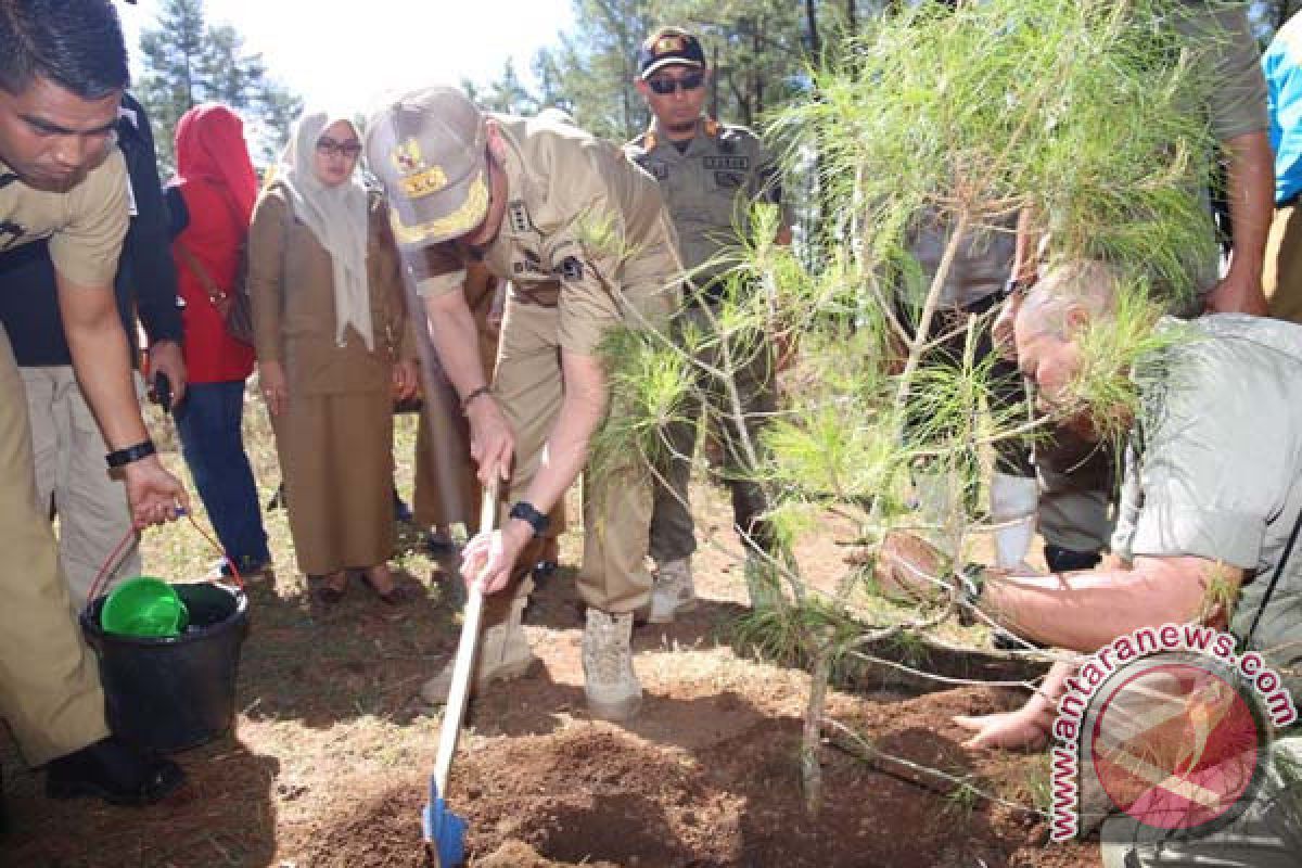 Bupati Gowa Ajak Warga Lestarikan Bawakaraeng