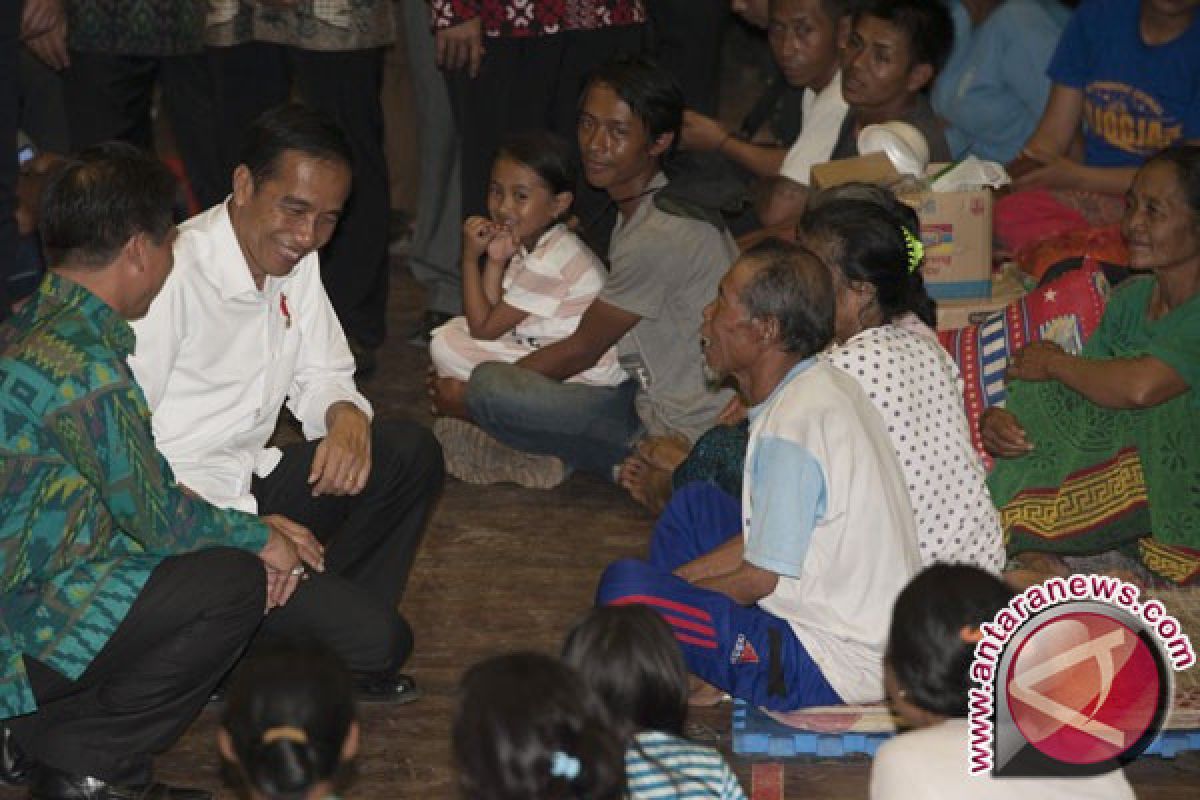 Mengungsi Atau Menunggu Letusan Gunung Agung