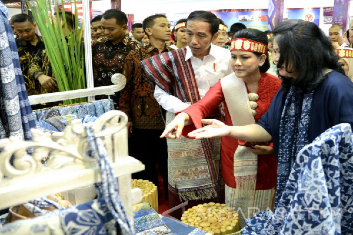 Jokowi Sarankan Perajin Bergabung Tembus Pasar Manca