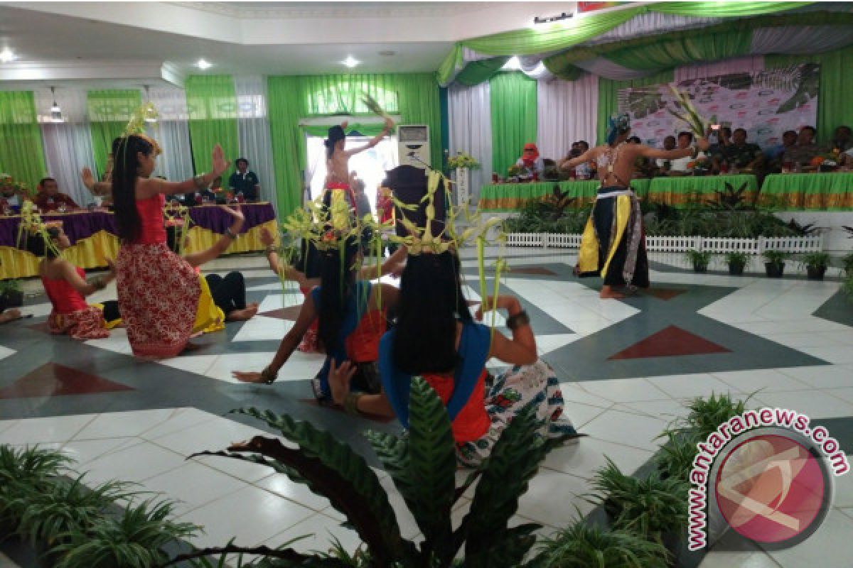 30 Peserta ikuti Lomba Tari se Kalimantan