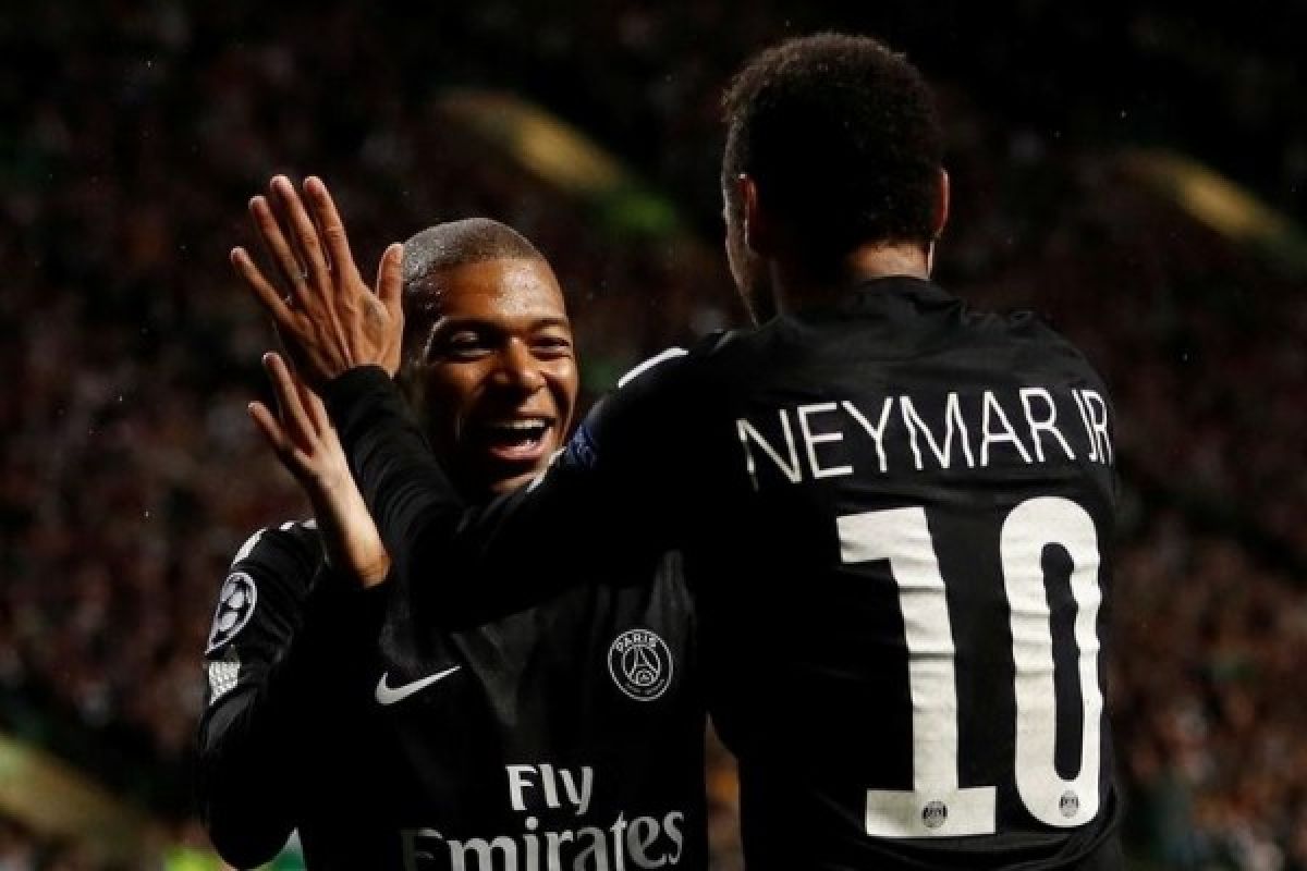 Neymar dan Cavani cetak gol saat PSG bekuk Monaco 2-1