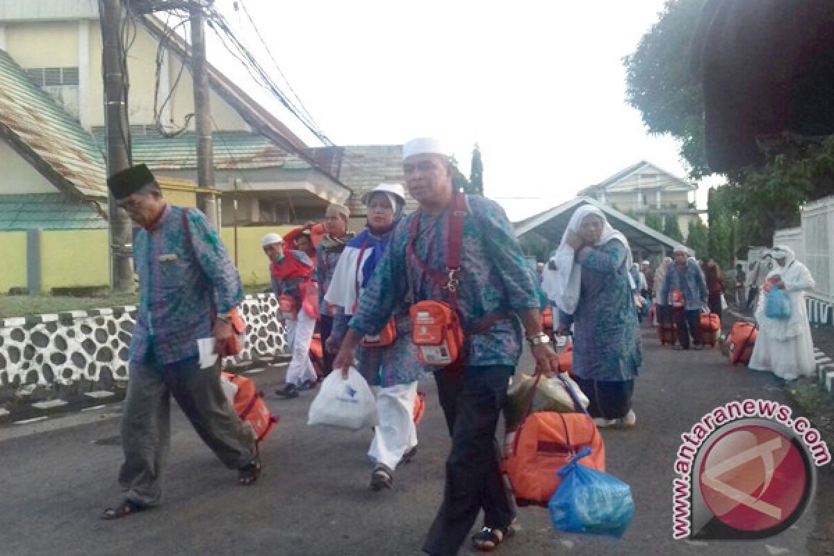 Lima calon haji Kolaka gabung kloter 24