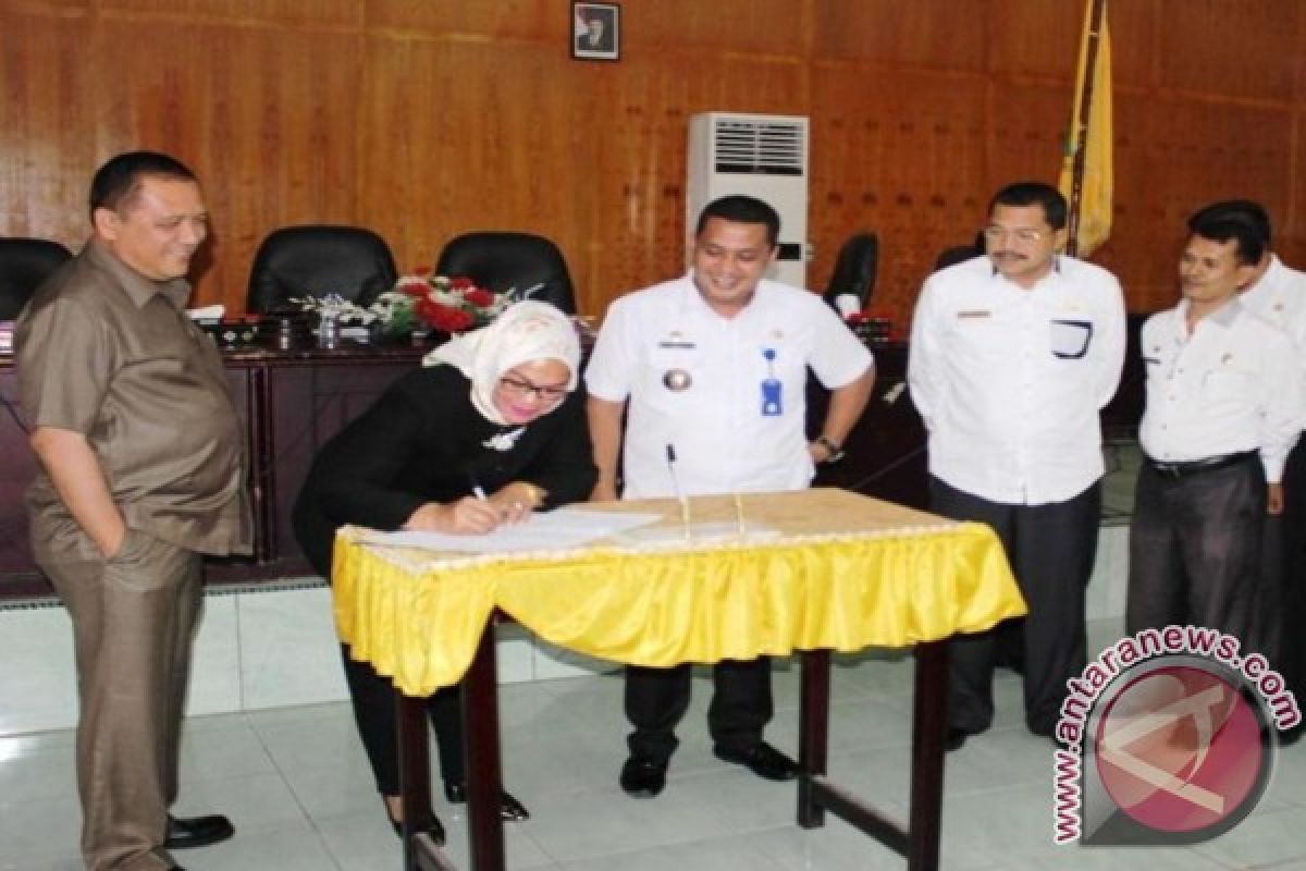 DPRD Apresiasi LKPJ Walikota Padangsidimpuan