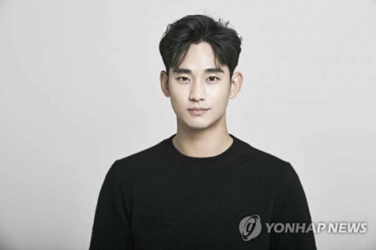 Kim Soo-hyun Jalani Wamil Bulan Depan