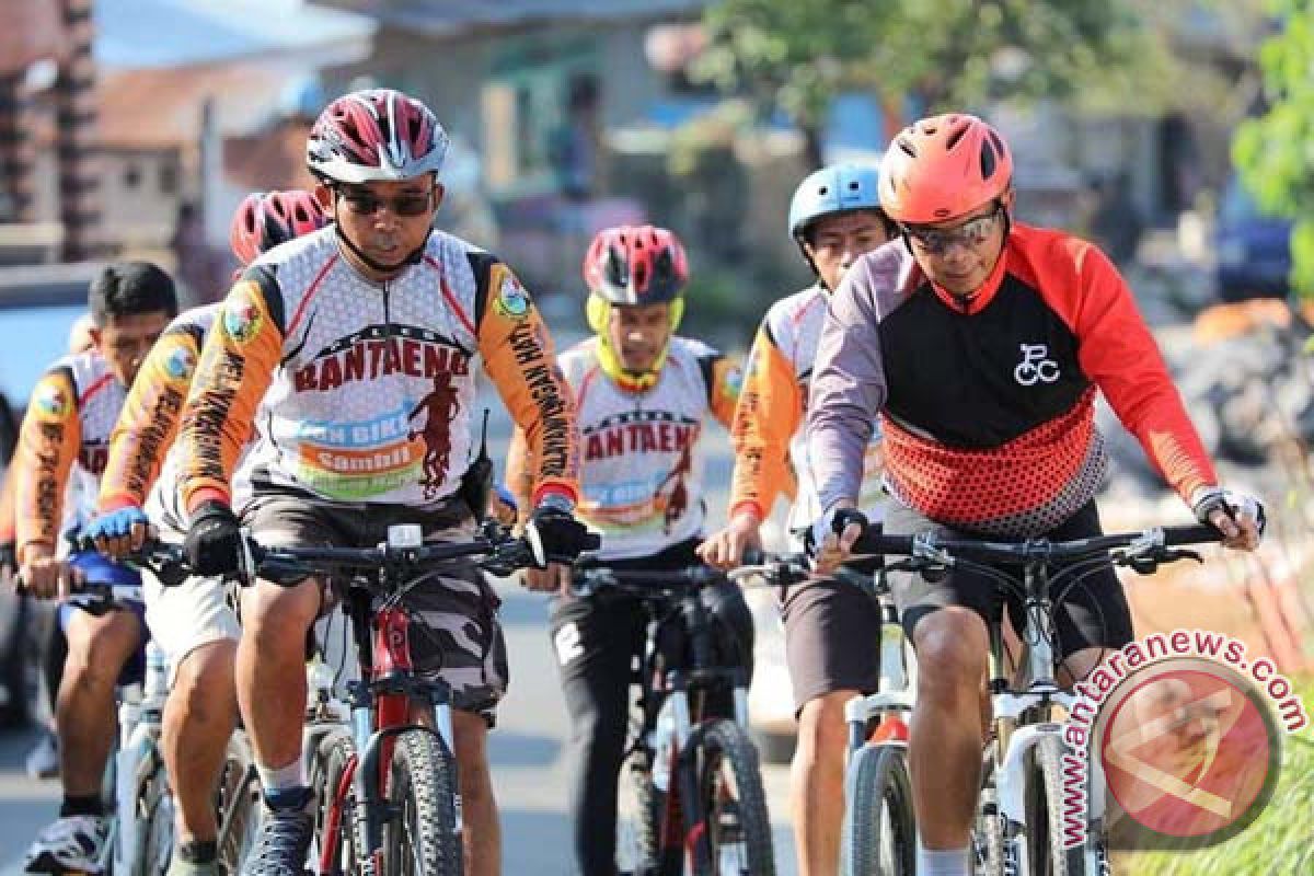 Kapolda Sulsel Meriahkan "Gowes Bantaeng"