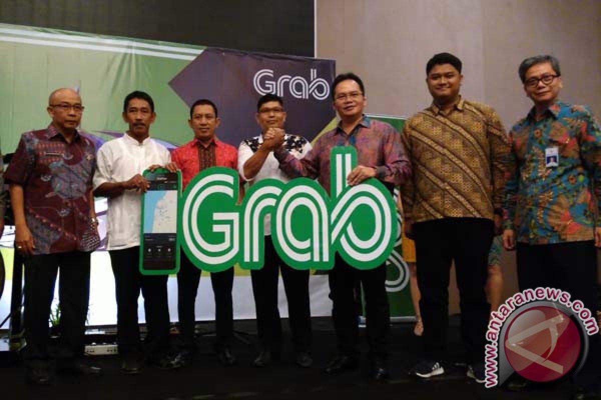 Grab Gandeng Transportasi Taksi Reguler Di Makassar