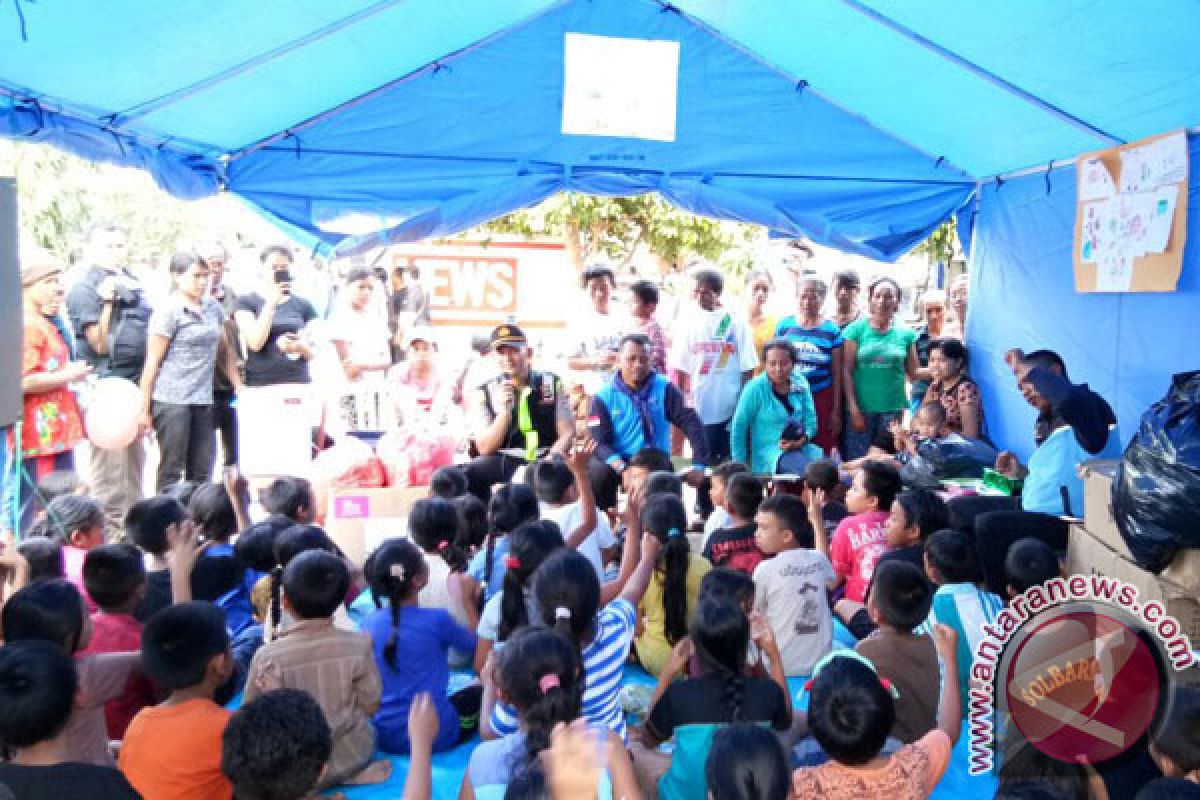 Buleleng Mendata Siswa Pengungsi Gunung Agung