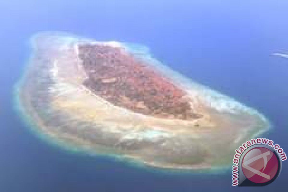 Panitia Sirnas Voli Nikmati Pulau Kambing Bulukumba