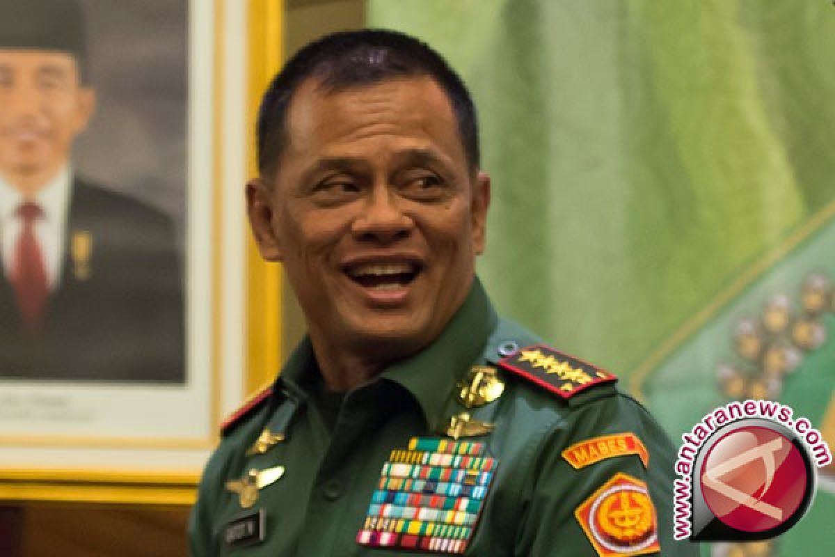 Panglima TNI Bangga Prajurit Kembali Juara Tembak AARM