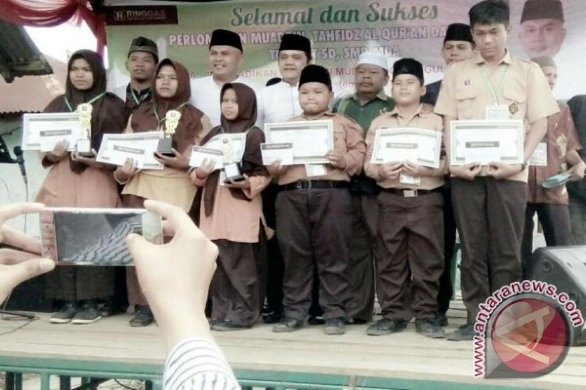 Siswa MTs Hajijah Amaliyah Sari Juara Lomba Pidato