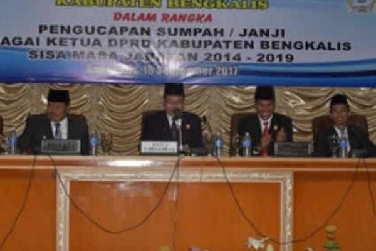 Abdul Kadir Resmi Menjabat Ketua DPRD Bengkalis
