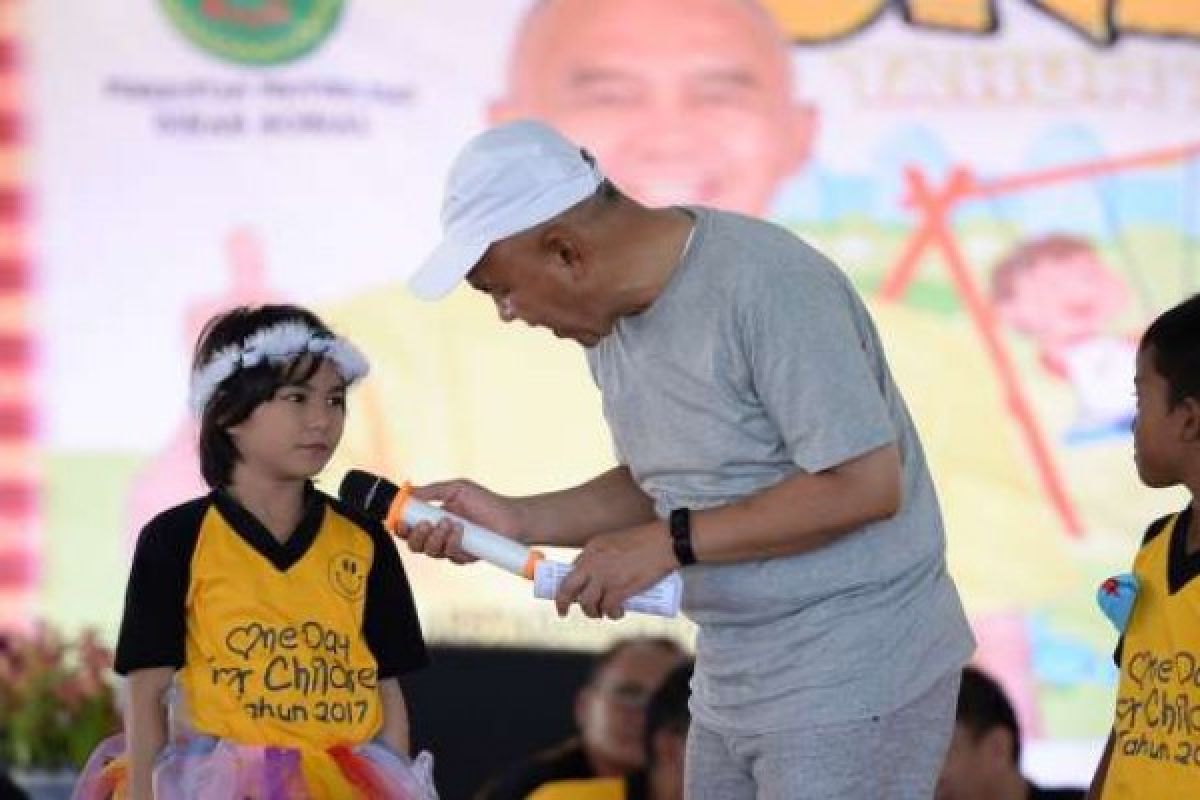 Begini Cara Gubernur Riau Manfaatkan Hari Minggu Hibur Anak-anak