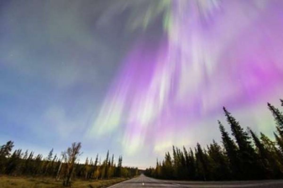 Indahnya Aurora Borealis Hiasi Langit Utara Finlandia