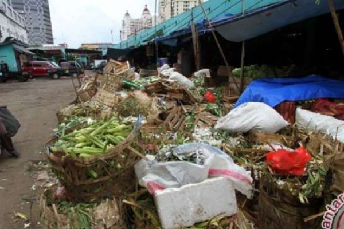 Imah, penjual sayur di Dumai mencoba bertahan di tengah pandemi