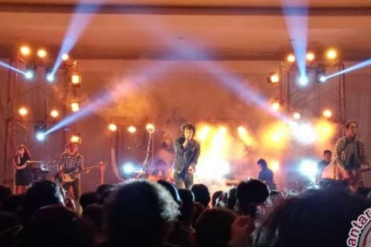 Melbi Gelar Konser Peluncuran Album Ketiga