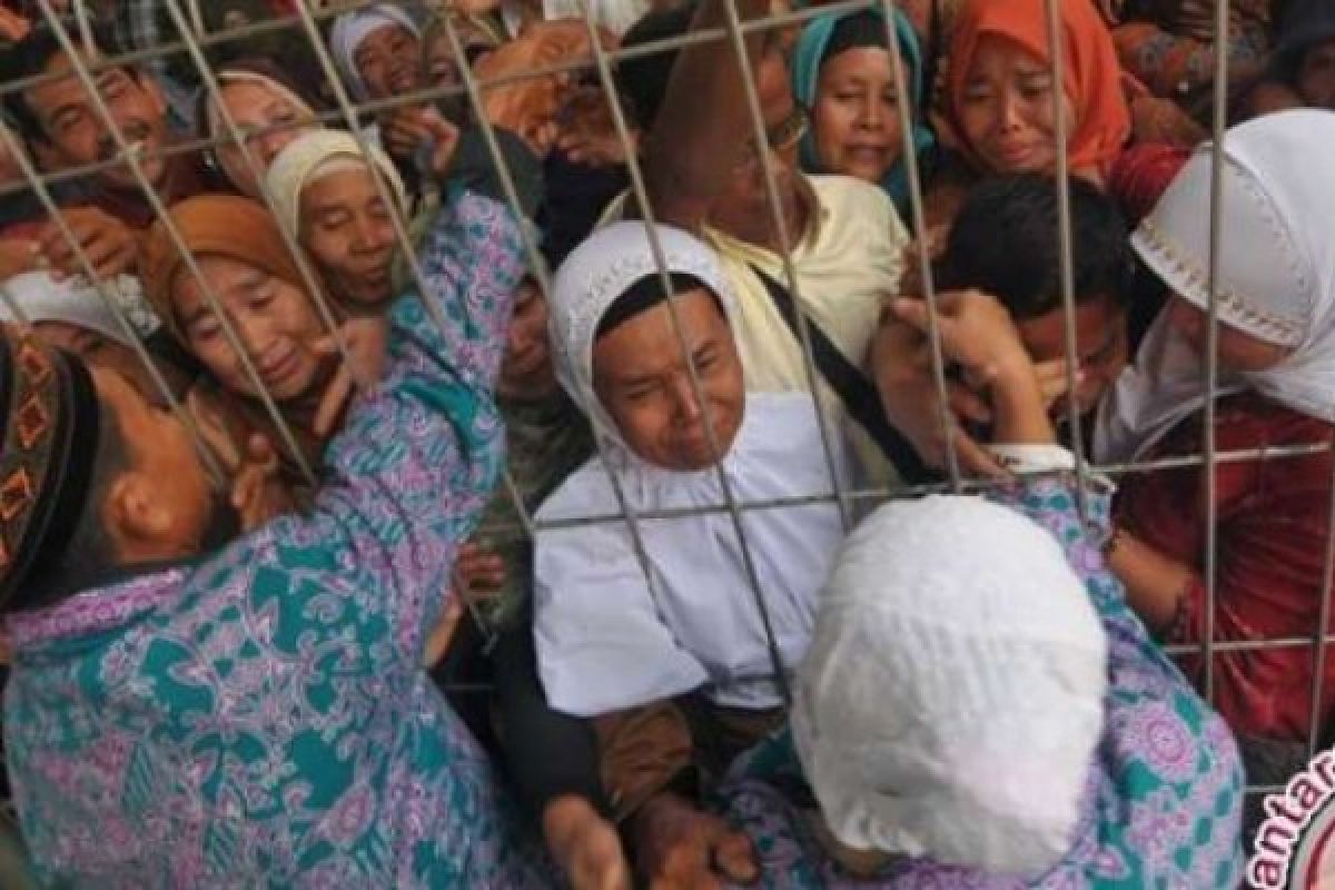 Ratusan Jemaah Haji Riau Mulai Dipulangkan Ke Kampung Halaman
