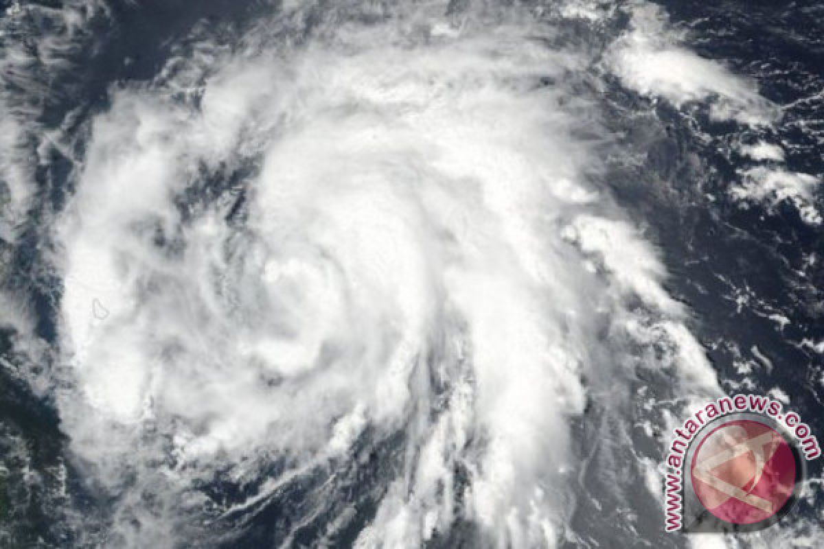 Maria Bertambah Kuat Jadi Badai "Berpotensi Bencana" Kategori Lima