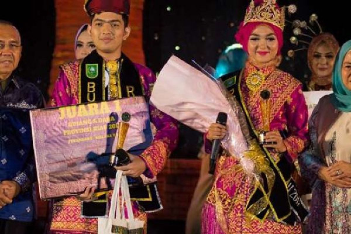 Terapkan Format Baru, Arya-Zakia Jadi Bujang Dara Riau 2017