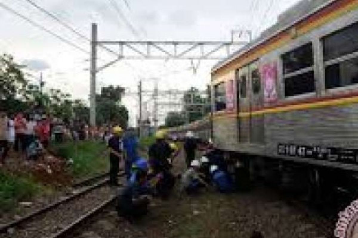  KRL Bogor-Angke Anjlok di Stasiun Manggarai