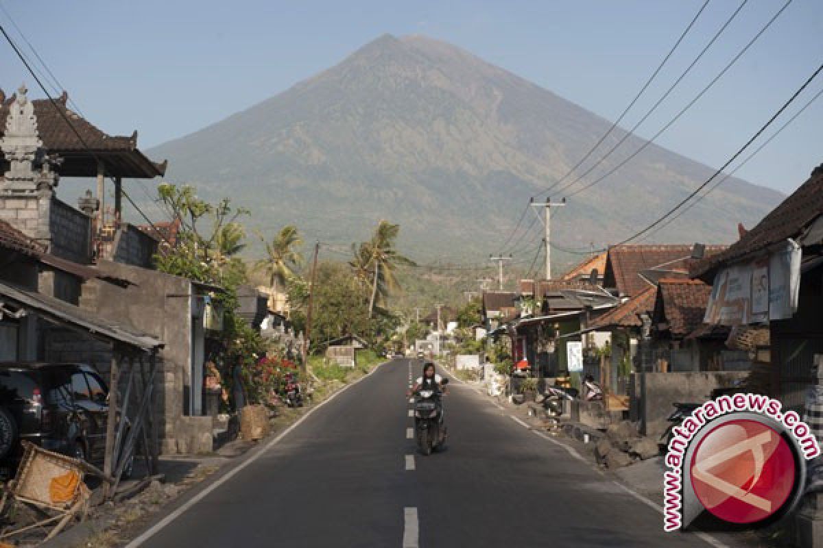 BNPB: darurat Gunung Agung diperpanjang