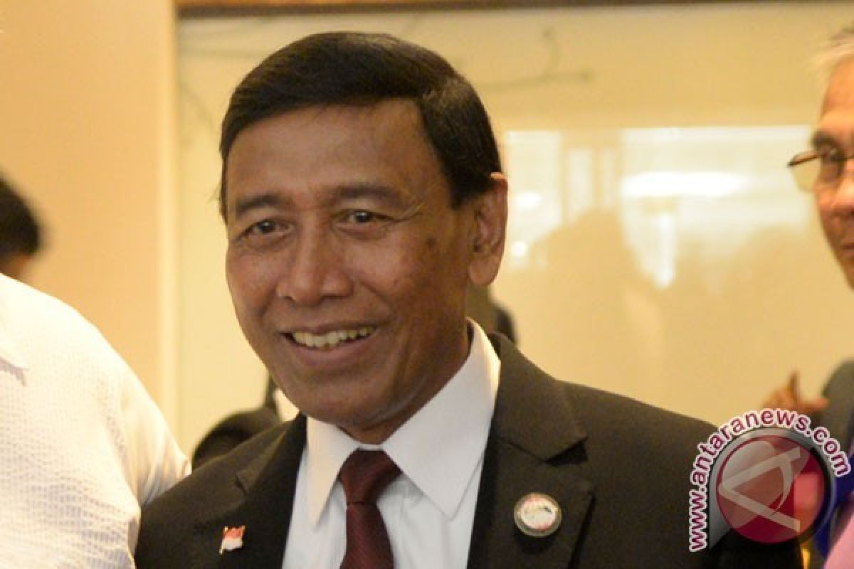 Wiranto Jamin Kisruh Senjata tidak Ganggu Keamanan Nasional