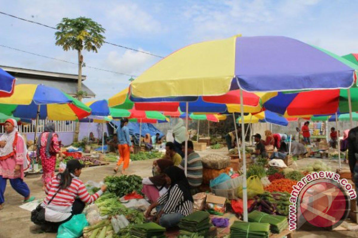  186 Pedagang Sayur  Pasar Panyembolum Direlokasi