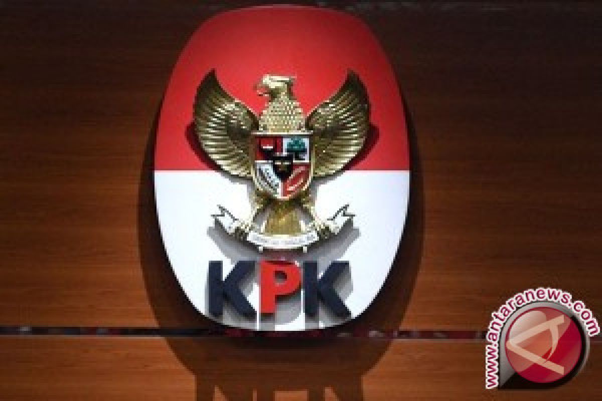 KPK amankan rp400 juta OTT Bupati Buton Selatan