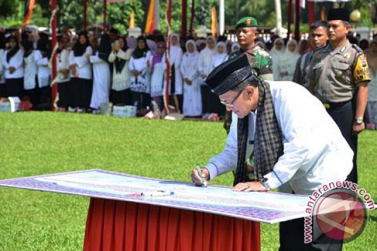 Bupati Agam Luncurkan Gerakan Nagari Madani