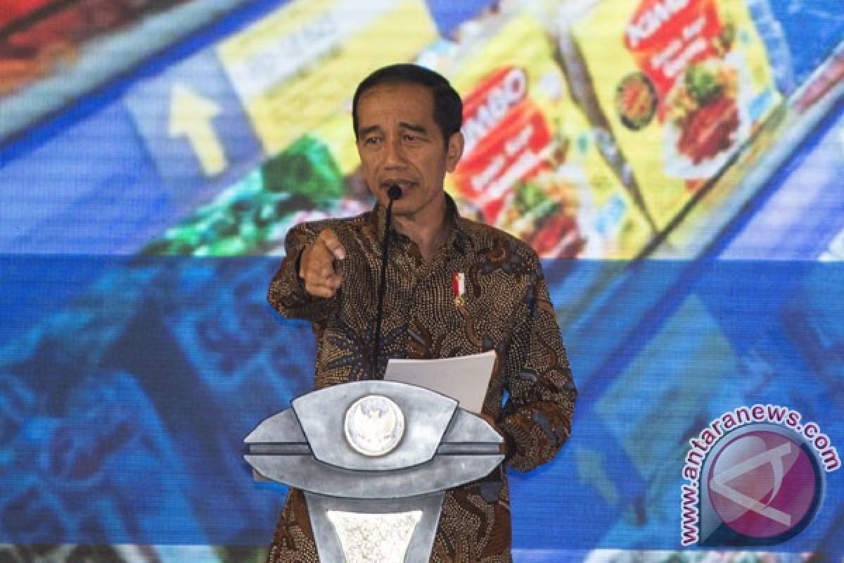 Jokowi akui "mengguritanya" BUMN di depan KADIN