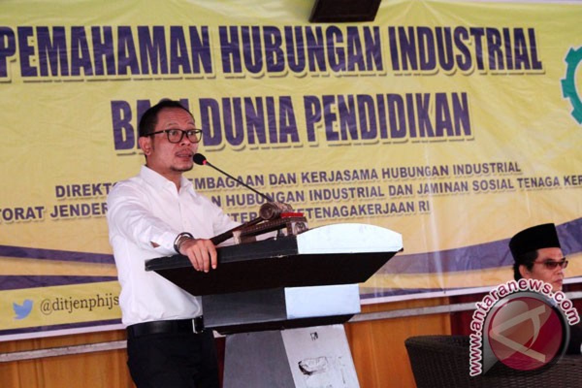 Menaker ajarkan siswa SMK tentang hubungan industrial