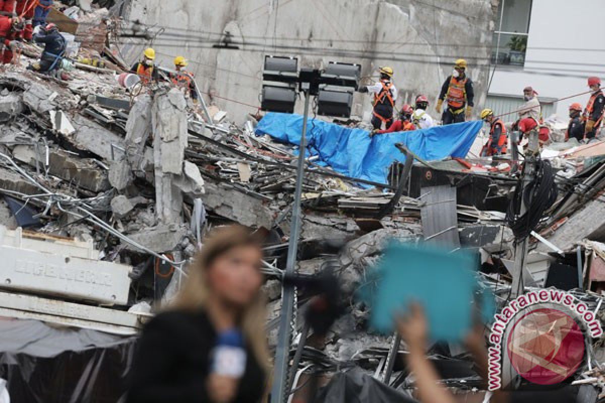 Meksiko temukan jasad terakhir dari reruntuhan pascagempa bumi